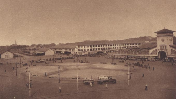 Chợ Bến Thành sau khi khánh thành 4 năm (1918).