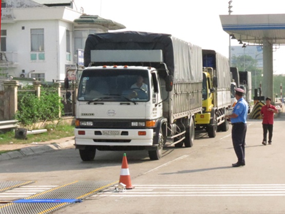 Nhung dieu it biet ve 'chi phi den' trong cuoc van tai hinh anh