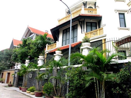 Nha giau Ha Noi song o dau? hinh anh