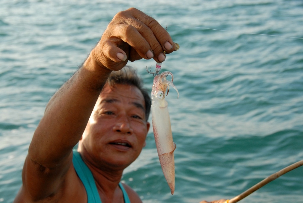 Thu tien trieu moi dem nho cau muc bang can tre hinh anh