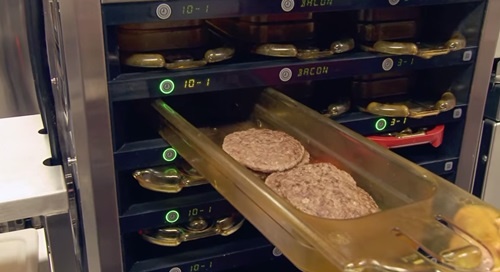 Can canh quy trinh che bien banh cua McDonald's hinh anh