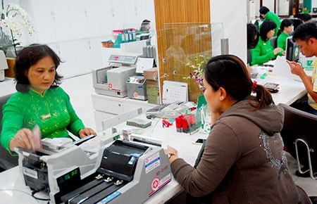 Ngan hang se bi suc ep tu bien Dong hinh anh