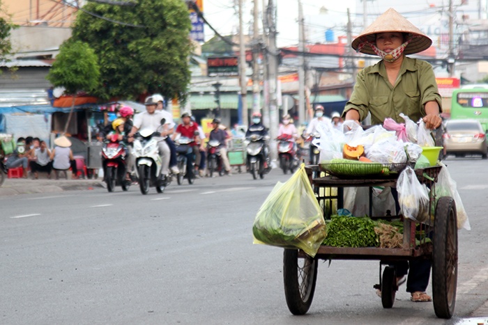 Xom sieu thi di dong o Sai Gon hinh anh