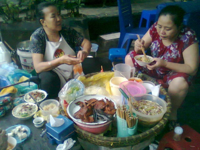 Nộm bò khô  là món quà vặt rất được nhiều người ưa thích.