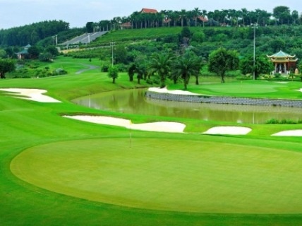 Bo sung 15 san golf vao quy hoach hinh anh