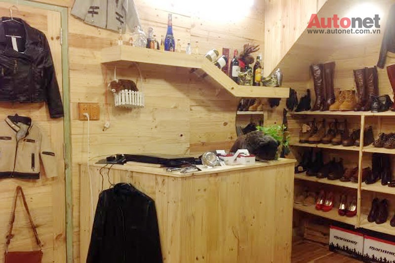 Một góc cửa hàng đồ chơi dành cho môtô Speed Max House.