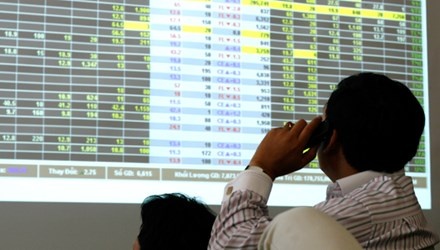 Co phieu ngan hang: Vi sao het 'hot'? hinh anh