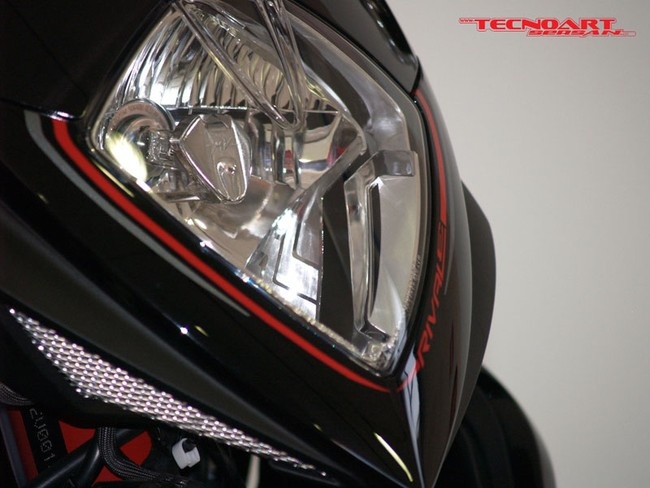 Ông Castiglioni là một trong những nhân vật được kính trọng nhất của làng công nghiệp sản xuất môtô nước Ý. Chính ông đã có công lớn trong việc hồi sinh hai nhãn hiệu Ducati và MV Agusta. 