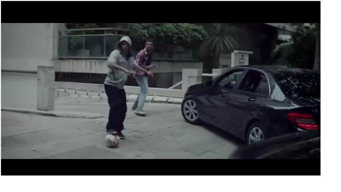 Quang cao Galaxy 11 cua Samsung tu thang 11/2013 – 159.995 luot chia se hinh anh