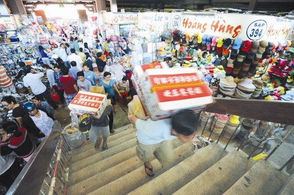 'Thoat Trung Quoc' nhung cung can can trong hinh anh