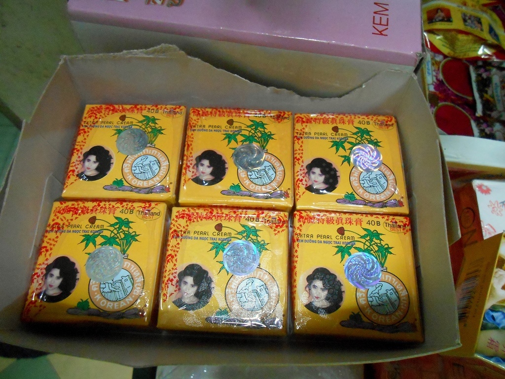 Kem tron lam trang da sieu toc gia duoi 100.000 dong no ro hinh anh