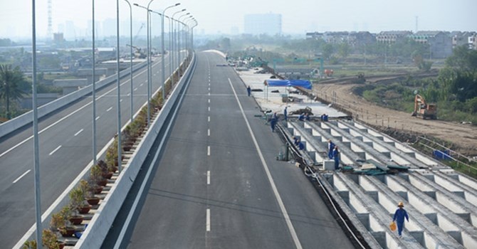 Lo dien dai gia chi gan 10 ty USD dau tu du an giao thong hinh anh