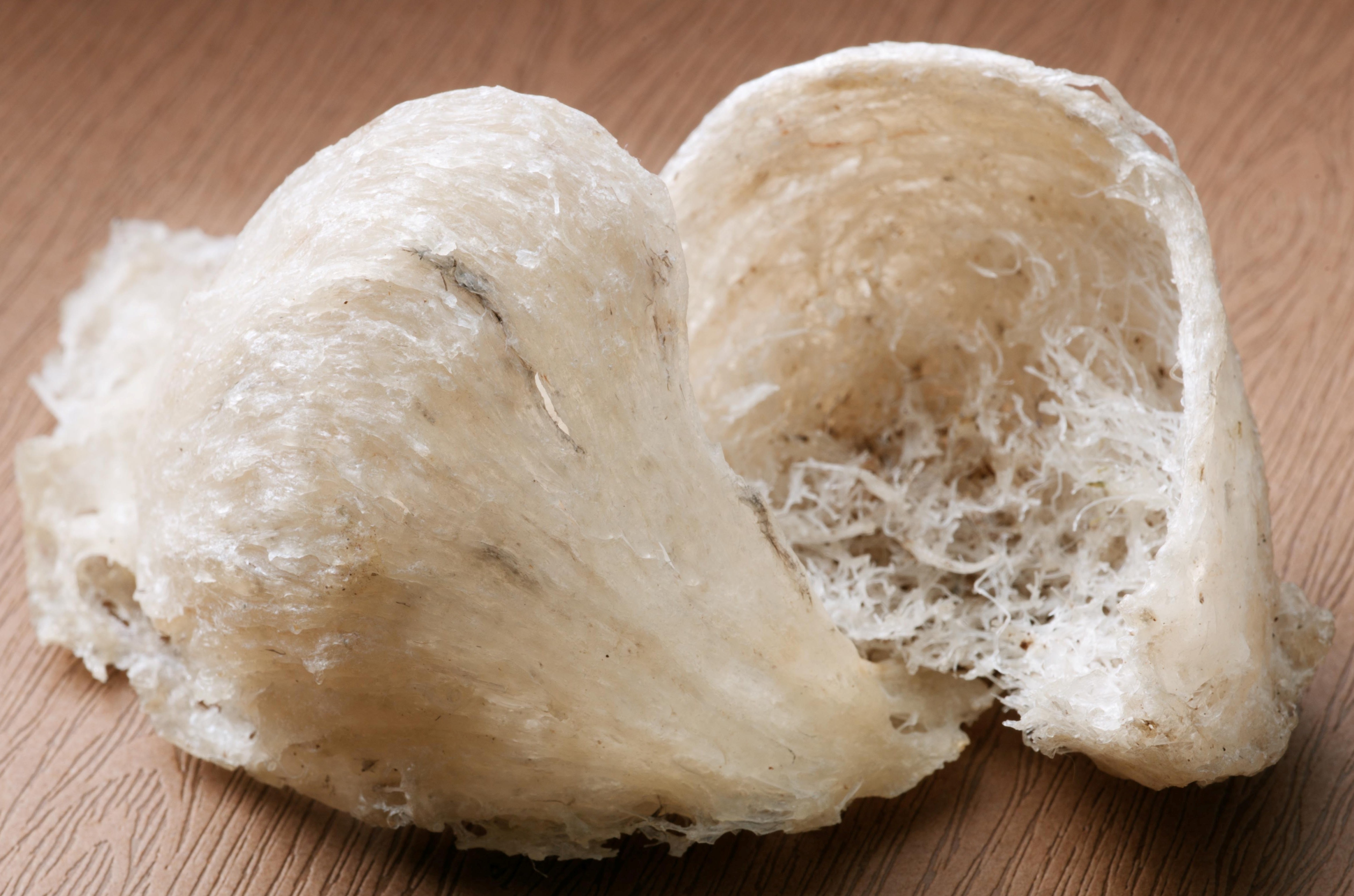 Yen chung san 35.000 dong/lo: Toan mu trom? hinh anh