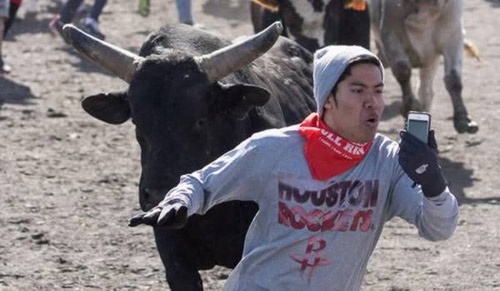 Tự sướng đã trở thành cách tốt nhất để các công dân mạng chứng minh rằng