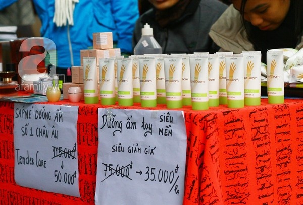 My pham hang hieu gia… 20.000 dong hinh anh