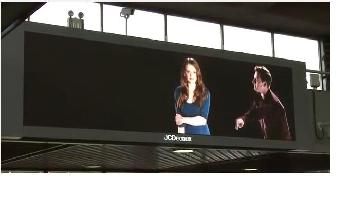 Quang cao cua Trung tam Bao luc Gia dinh London hinh anh