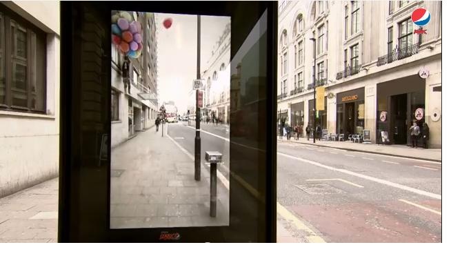 Quang cao tai ben xe bus cua Pepsi hinh anh