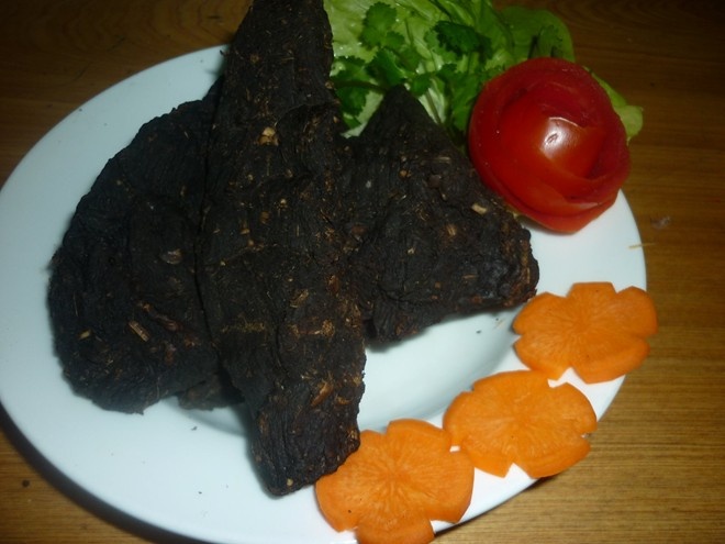 Món nhậu đặc sản thịt trâu gác bếp Sơn La lên ngôi mùa World Cup.