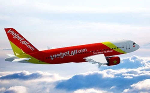 Cu bay nham cua Vietjet Air tren 'khong phan truyen thong' hinh anh