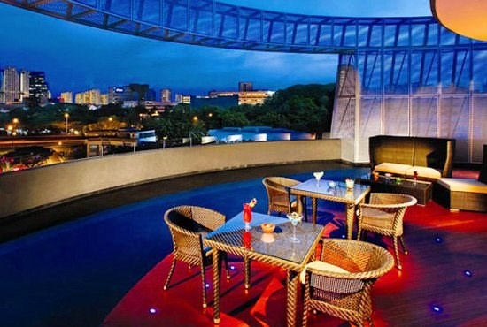 Quán bar trên khách sạn Wangz, Singapore.