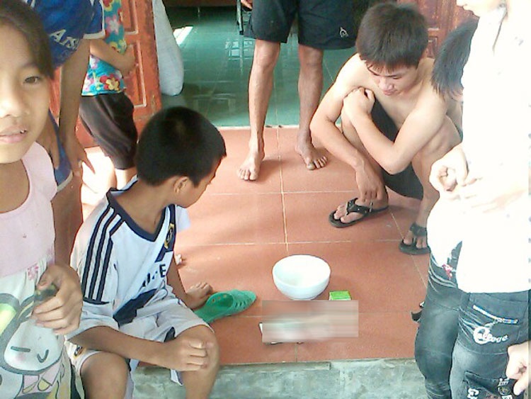 Nhiều người ở xã Thạch Hưng khiếp sợ đến mức, có Liên đoàn TP. Hà Tĩnh về kiểm tra tại các cửa hàng có bán loại sữa này, họ cho uống miễn phí nhưng không một ai cầm hộp sữa.