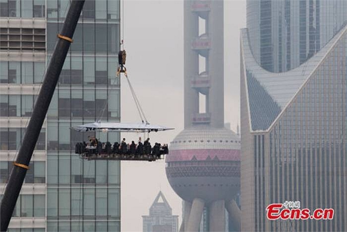   Chi phí mỗi người từ 1.888 nhân dân tệ đến 8.888 nhân dân tệ (khoảng hơn 6 triệu đồng - hơn 29 triệu đồng)