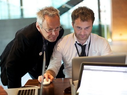 Đội ngũ TechStop hỗ trợ nhân viên 24/7.