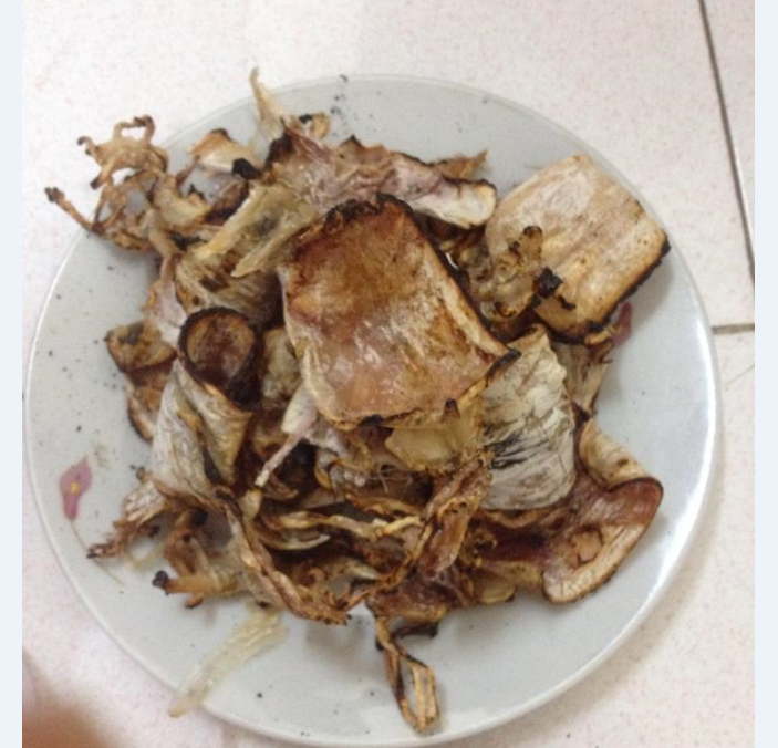 Bán lẻ mực mini giá 5.000 đồng/ con lời gấp 2-3 lần mực loại thường.