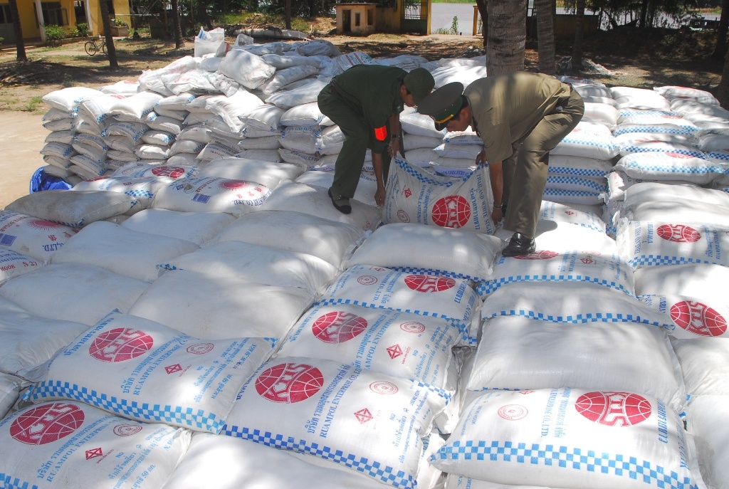 Ban chỉ đạo 127 tỉnh An Giang, cho biết: Từ đầu năm tới nay, các lực lượng chống buôn lậu đã kiểm tra tạm giữ gần 20 xe tải chở đường cát, chủ yếu khi đang vận chuyển ở nội địa, với số lượng chưa tới 400 tấn. Phần lớn số vụ này chưa thể xử lý.