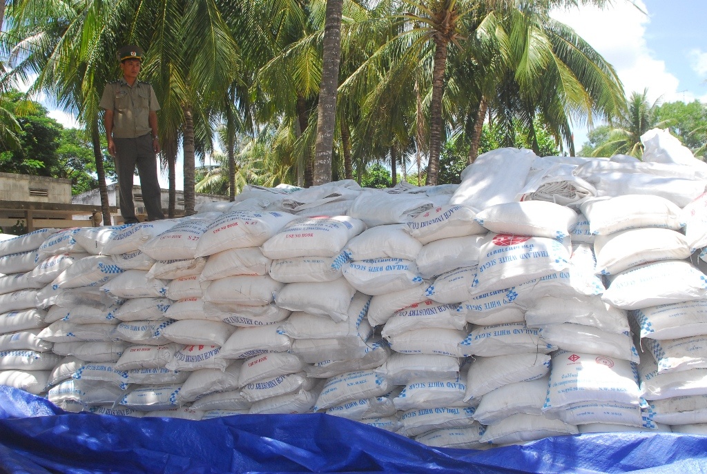 Liên quan đến hoạt động buôn lậu đường của nhiều tay trùm buôn đường Thái ở An Giang đã được bắt giữ và được khởi tố. 