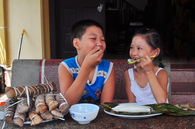 Lam banh te 5.000 dong, thu nhap ca tram trieu moi nam hinh anh