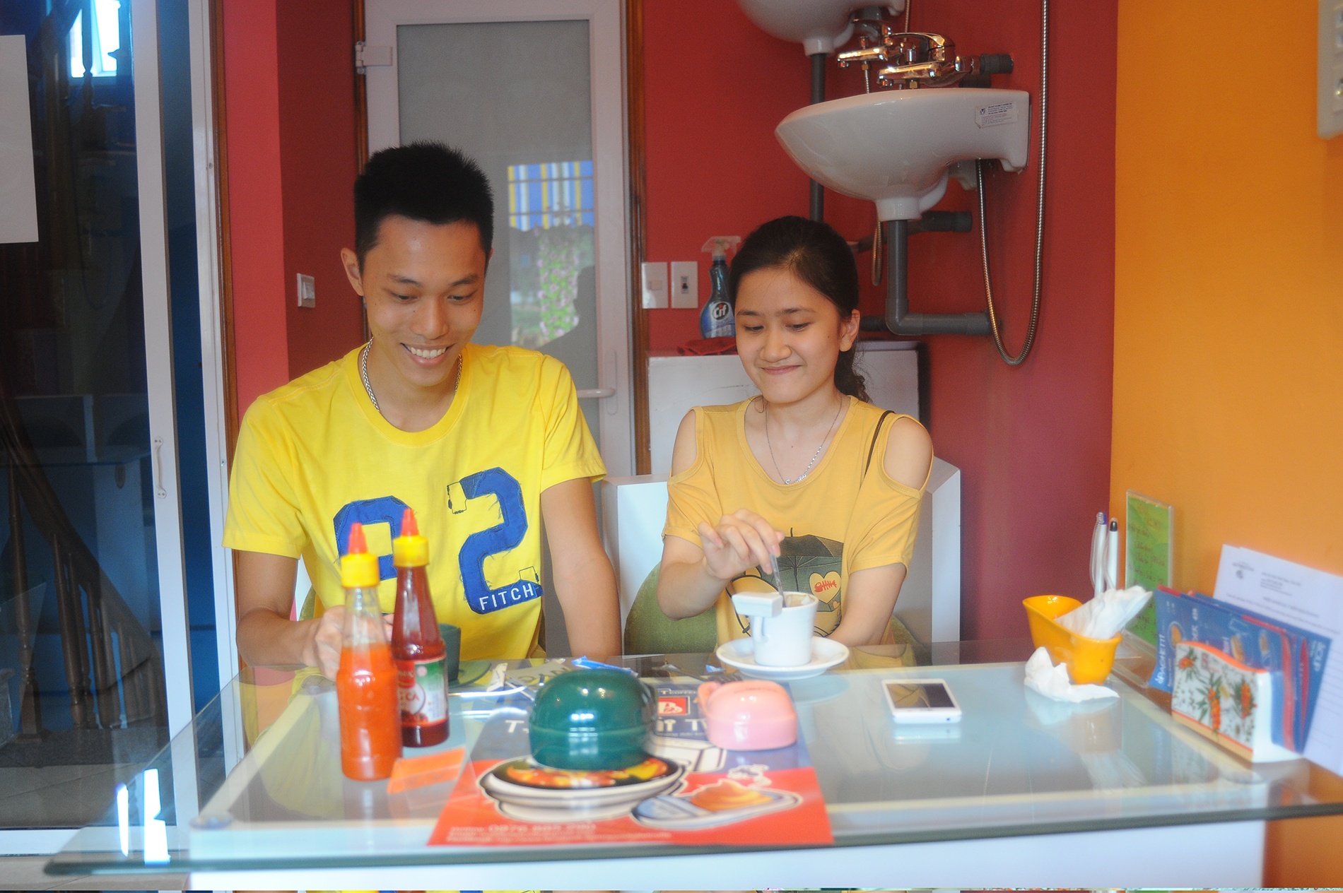 Còn Tú, Minh, Phát hiện là học sinh cấp 3 cho biết 