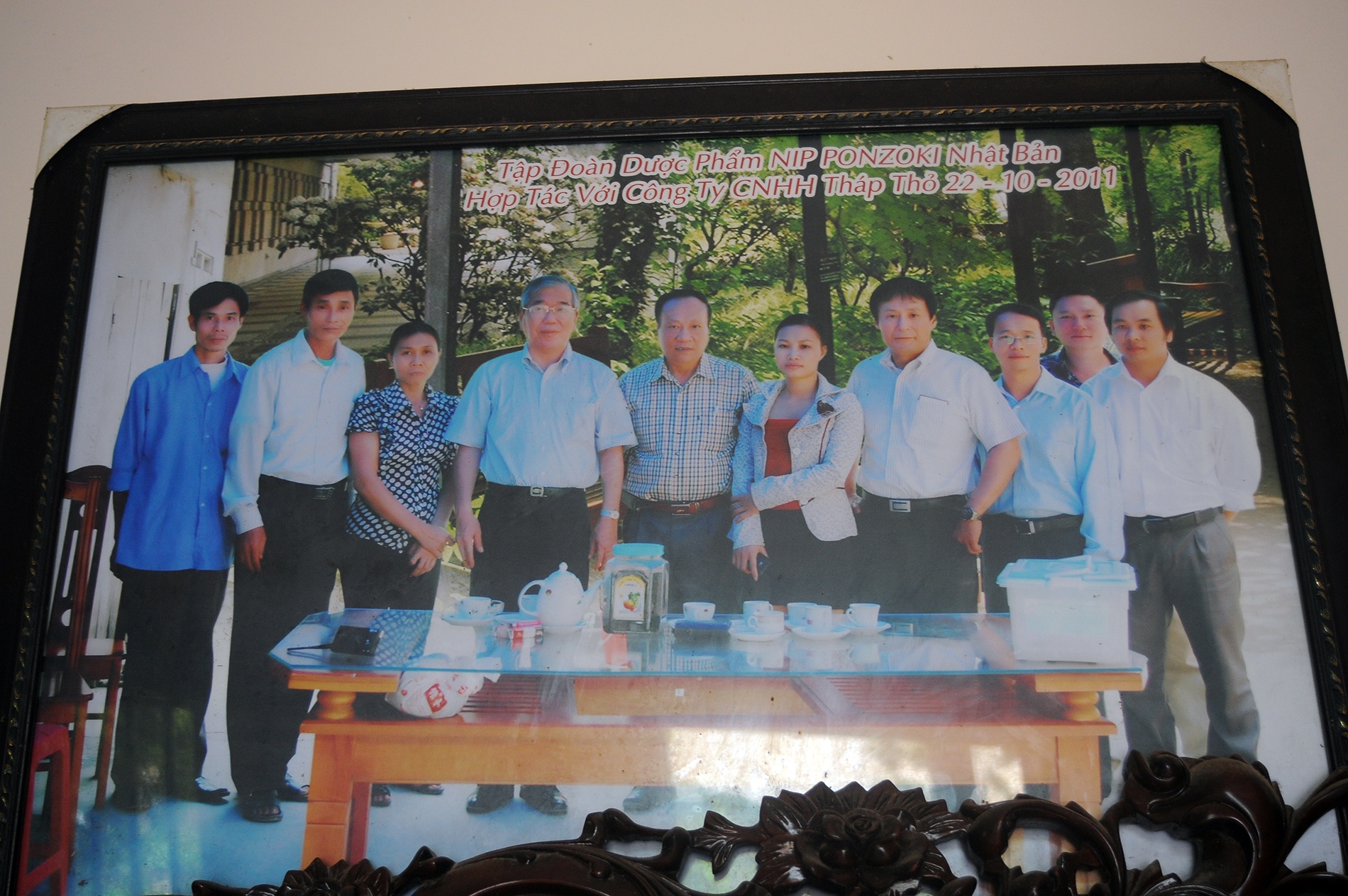 Năm 2011 công ty dược phẩm của Nhật Bản là Nip Ponzoki đã tới tận trang trại của ông Tháp để tìm hiểu và ký hợp đồng hợp tác. Hiện tại 50% số thỏ của ông Tháp được xuất khẩu sang Nhật để phục vụ nghiên cứu và chiết xuất ra vắc xin.