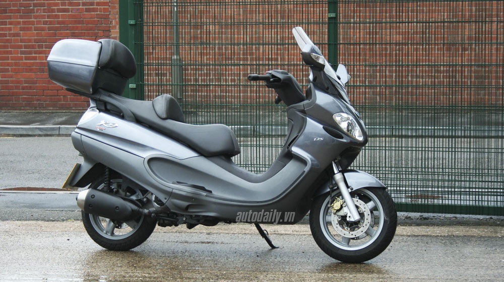 X9 có mức tiêu hao nhiên liệu lên đến gần 5 lít /100km.