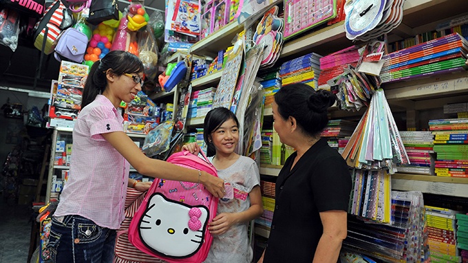 Sam hang Viet cho tre den truong hinh anh