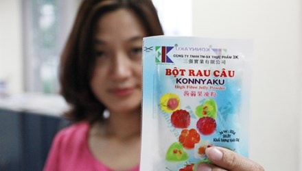 Tranh cai nay lua vu 16 tan rau cau nghi nhiem doc hinh anh