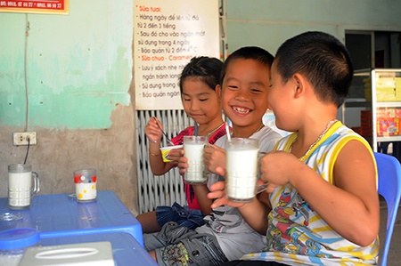 Ben trong co so ban 1.000 lit sua tuoi/ngay o Ba Vi hinh anh