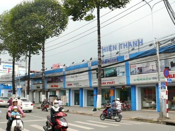 Trung tâm vật liệu xây dựng - trang thiết bị nội thất Thiên Thanh tại 302 Tô Hiến Thành, Quận 10.