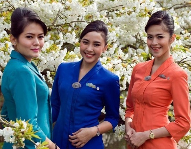 30 hang hang khong co tiep vien tot nhat the gioi hinh anh