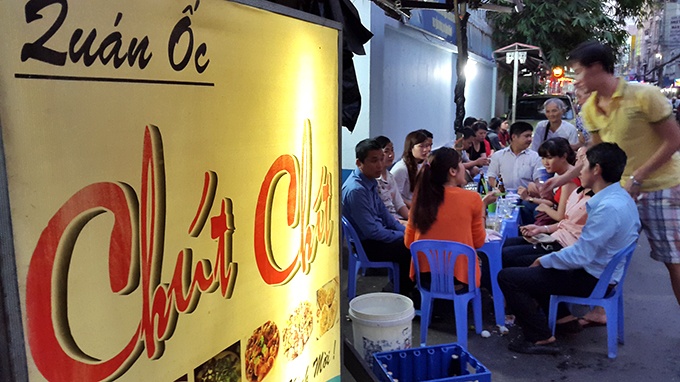 Kiem tien tu quan oc hinh anh