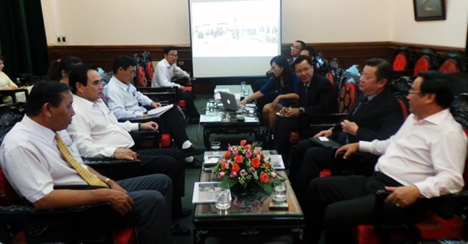 Lãnh đạo chính quyền Đà Nẵng trao đổi cùng đại diện Parkson Việt Nam về dự án Parkson Đà Nẵng.