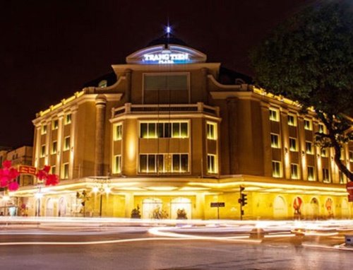 Bo chong Ha Tang va canh bac 20 trieu do o Ha Thanh hinh anh