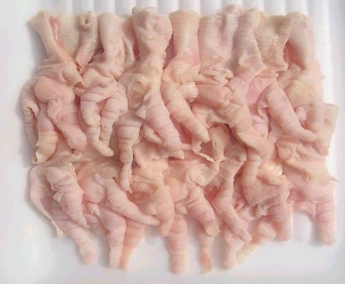 Chân gà sẽ được rút xương dễ dàng hơn nhờ một loại 