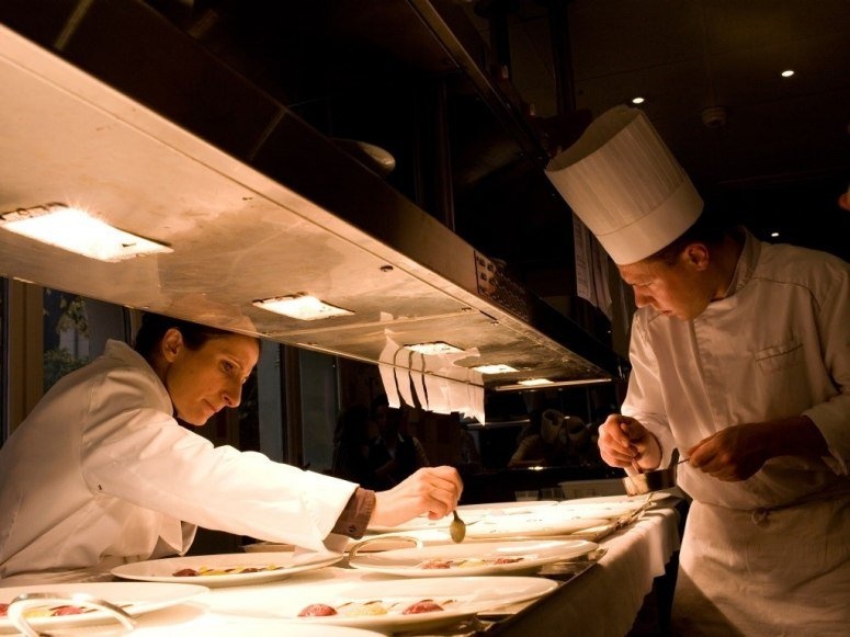 10. Maison Pic (Valence, Pháp) Giá niêm yết: <abbr class=