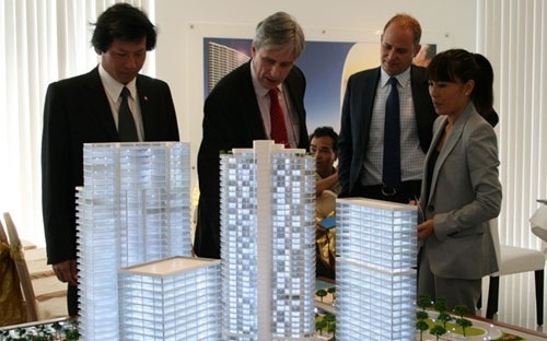 'Khong nen cho nguoi nuoc ngoai mua nha don le' hinh anh