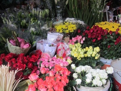 Ram thang 7: Gia hoa tuoi tang 20-50% hinh anh