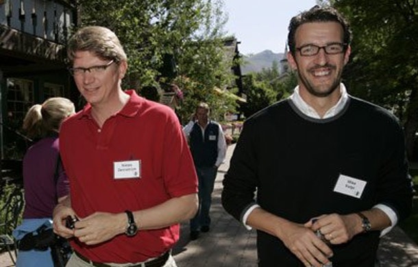 16. Joost – 2007 Joost, ban đầu được biết đến là “dự án Venice” được cho là mạng lưới truyền hình ngang hàng cho tương lai được phát minh bởi những thiên tài châu Âu bên cạnh Skype. Công ty đã tuyển dụng một ngôi sao đang lên, Mike Volpi, đã rời khỏi Cisco để trở thành giám đốc điều hành của công ty. Tuy nhiên, Joost đã đối mặt với một loạt vấn đề về kiến trúc P2P, thư viện nội dung,…. Sau khi tung ra vào tháng 9/2007, nó đã thất bại