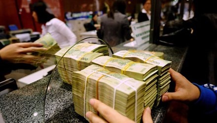 Chua danh thue voi lai tien gui ngan hang hinh anh