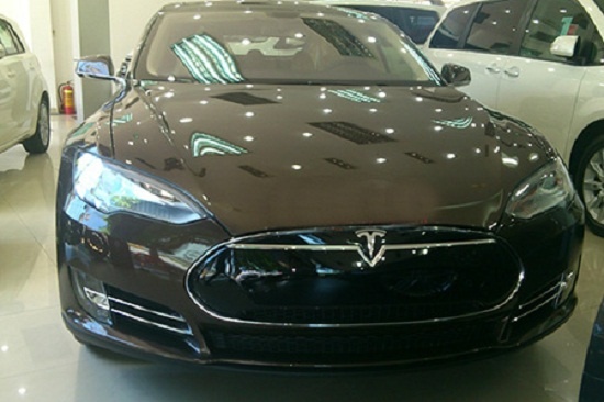 Tesla Model S dau tien xuat hien o Viet Nam hinh anh