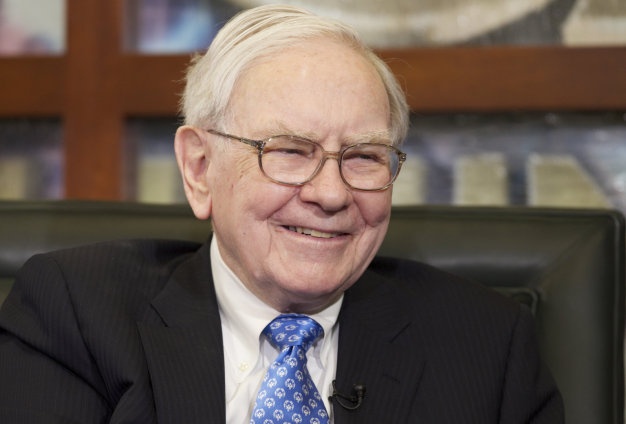 Ty phu Warren Buffett: Khong biet thi dung bo tien vao! hinh anh
